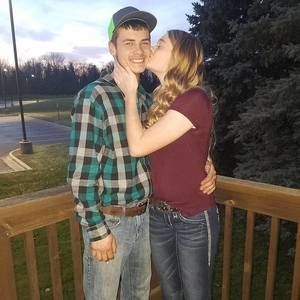 Meet your Posher, Paige